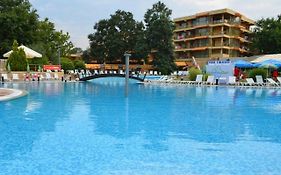 Les Magnolias Hotel