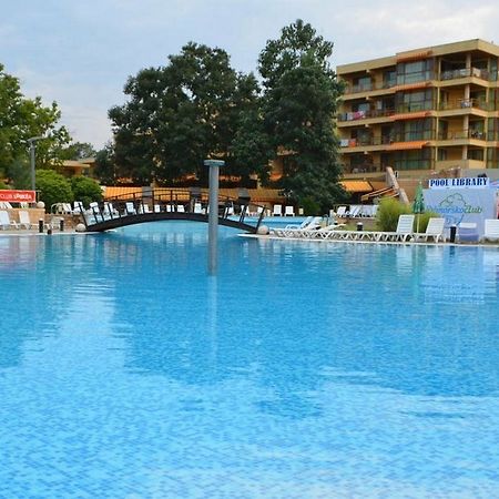 Les Magnolias Hotel Primorsko Exterior photo