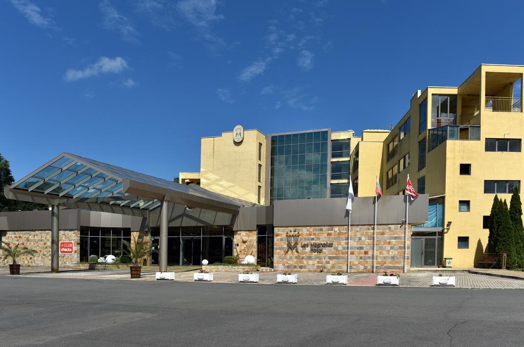 Les Magnolias Hotel Primorsko Exterior photo